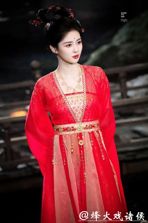 连白鹿本人都懵了，《唐宫奇案》上线不到一天，口碑怎会如此反转？