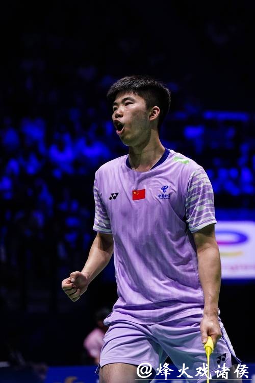 国羽8名新科世界冠军登榜,翁泓阳等亮相荣耀时刻 国羽8名新科世界冠军登榜,翁泓阳等亮相荣耀时刻