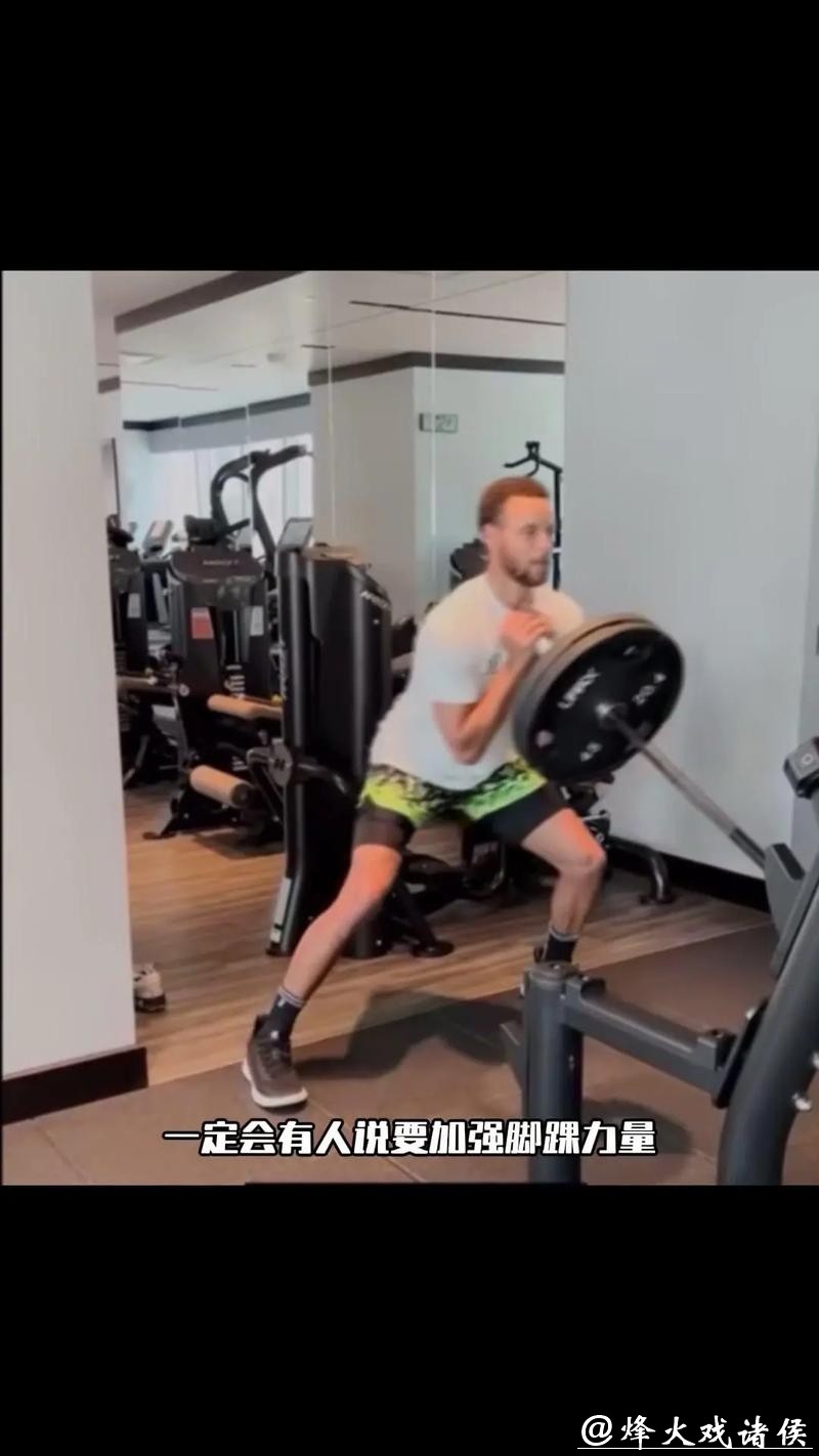 拜仁官宣托利索脚踝手术成功 4周后开始康复训练 拜仁官宣托利索脚踝手术成功 4周后开始康复训练